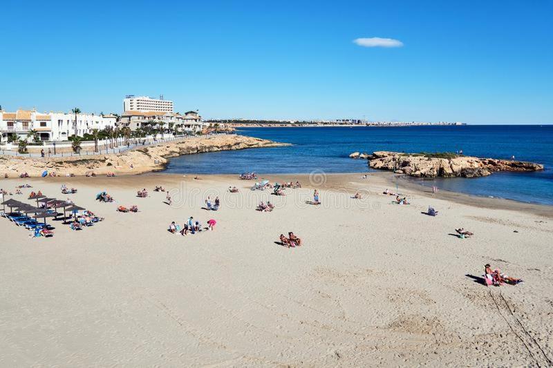 Top Floor Spacious Apartment With Roof Terrace Alicante Exterior photo
